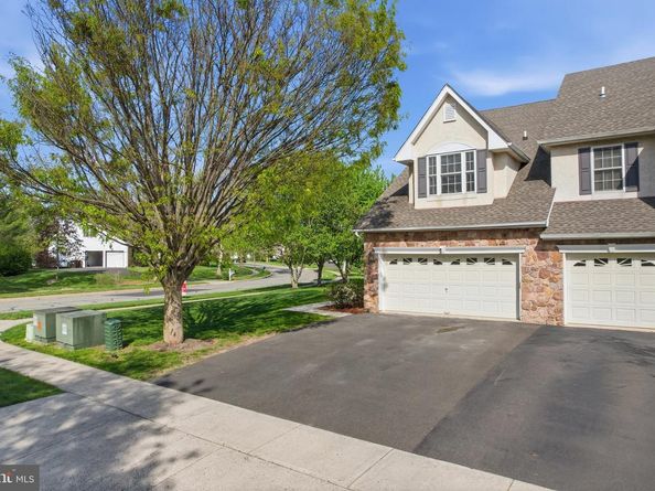 1402 Heron Way, Chalfont PA 18914