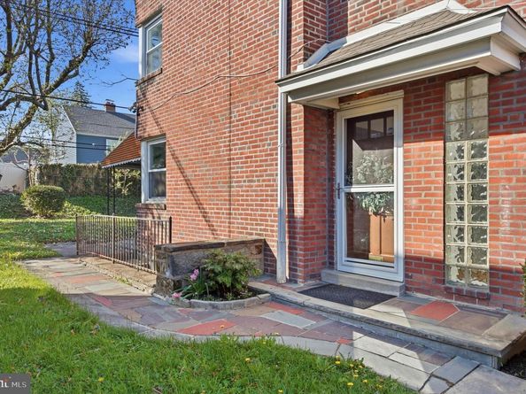 917 E Wadsworth Avenue, Philadelphia PA 19150