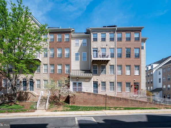 2664 Manhattan Place 305, Vienna VA 22180