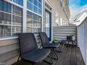 2664 Manhattan Place 305, Vienna VA 22180