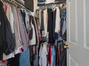 2664 Manhattan Place 305, Vienna VA 22180