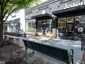 2664 Manhattan Place 305, Vienna VA 22180