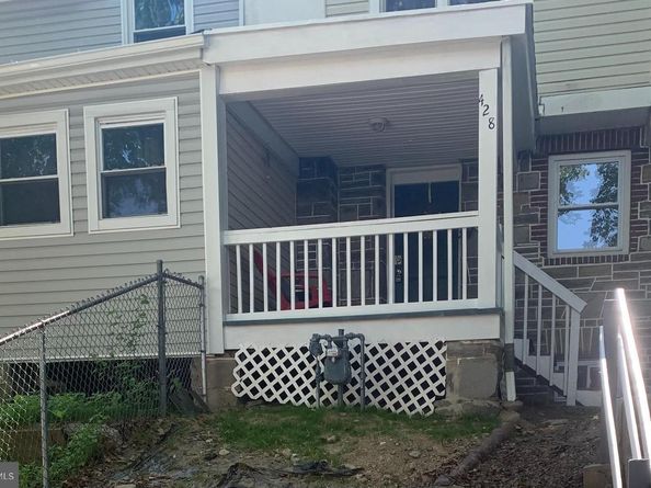 428 Croyden Road, Upper Darby PA 19082