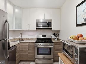 4600 S Four Mile Run Drive S 113, Arlington VA 22204