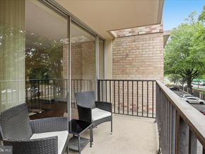 4600 S Four Mile Run Drive S 113, Arlington VA 22204