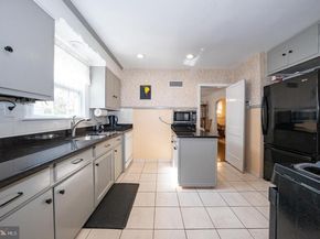 1007 Hampstead Road, Wynnewood PA 19096