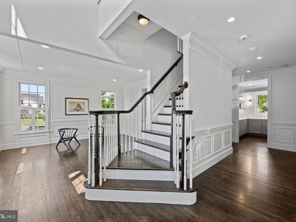 6158 Tompkins Drive, Mclean VA 22101