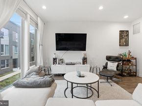 3118 Sunrise Walk, Philadelphia PA 19125