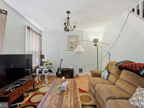 2442 E Gordon Street, Philadelphia PA 19125