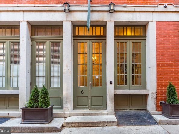 6-10 S Strawberry Street 13, Philadelphia PA 19106
