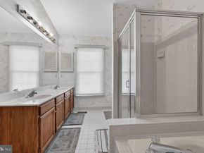 46922 Rabbitrun, Sterling VA 20164