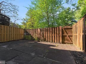 46922 Rabbitrun, Sterling VA 20164