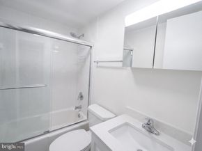 1260 NW 21st Street NW 1000, Washington DC 20036