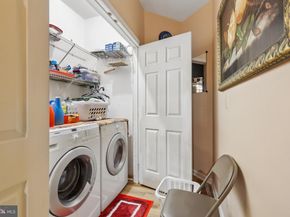 2525 James Madison Circle, Herndon VA 20171