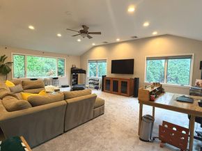 1 Pear Tree Lane, Lafayette Hill PA 19444