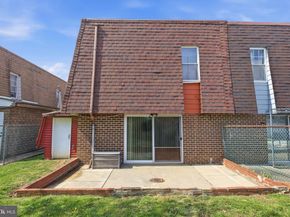 9925 Wingtip Road, Philadelphia PA 19115
