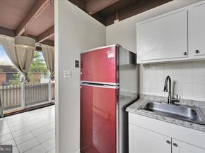 100 E Glenolden Avenue P12, Glenolden PA 19036