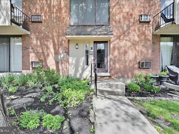100 E Glenolden Avenue P12, Glenolden PA 19036