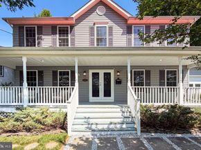 909 19TH Street S, Arlington VA 22202