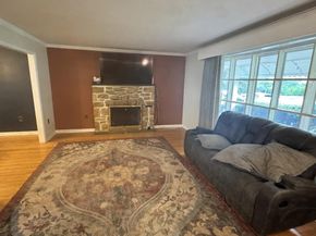 810 N Limekiln Pike, Ambler PA 19002