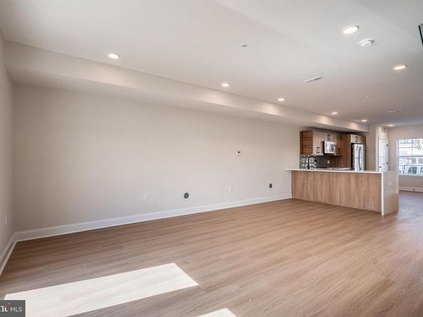 4015 Marilyn Drive A93, Philadelphia PA 19131