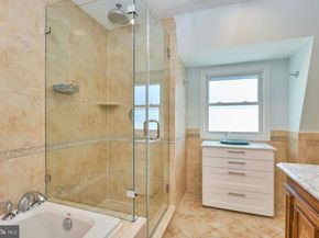 255 N Bryan Street, Arlington VA 22201