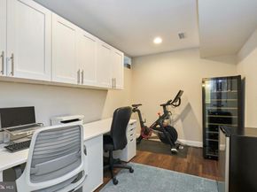 255 N Bryan Street, Arlington VA 22201