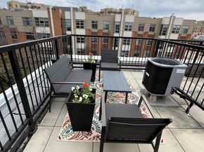 2424 17 Street NW 0101, Washington DC 20009