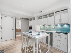 2424 17 Street NW 0101, Washington DC 20009