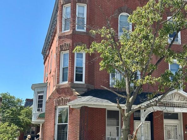 500 N 34TH Street, Philadelphia PA 19104
