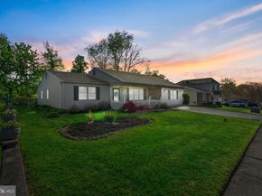 1839 Hollandale Drive, Bensalem PA 19020