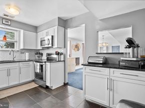 1839 Hollandale Drive, Bensalem PA 19020