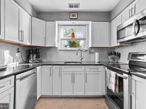 1839 Hollandale Drive, Bensalem PA 19020