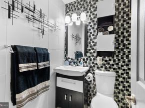 1839 Hollandale Drive, Bensalem PA 19020