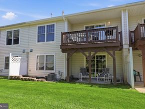142 Grandview Drive, Warminster PA 18974