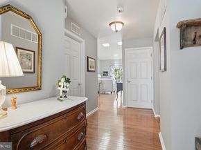 142 Grandview Drive, Warminster PA 18974