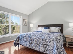 142 Grandview Drive, Warminster PA 18974