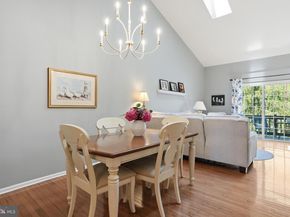 142 Grandview Drive, Warminster PA 18974