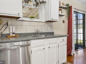 225 Folsom Avenue, Folsom PA 19033