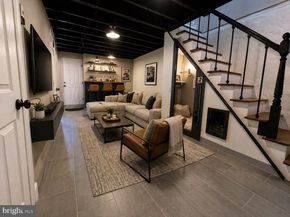 6552 Hegerman Street, Philadelphia PA 19135
