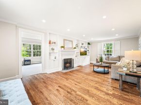 497 Saint Davids Avenue, Wayne PA 19087