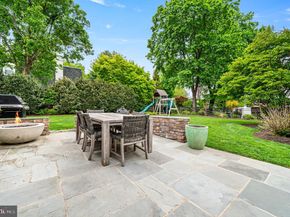 497 Saint Davids Avenue, Wayne PA 19087