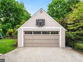 497 Saint Davids Avenue, Wayne PA 19087