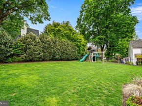 497 Saint Davids Avenue, Wayne PA 19087