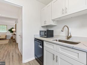 4358 N Pershing Drive 43583, Arlington VA 22203