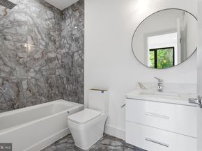1810 Central Place NE 1, Washington DC 20002