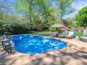 6614 81st Street, Cabin John MD 20818