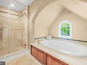 6614 81st Street, Cabin John MD 20818