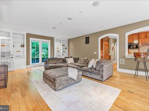 6614 81st Street, Cabin John MD 20818