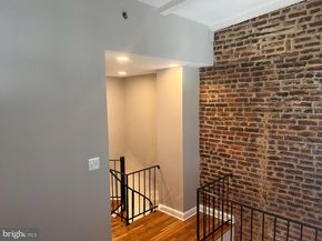 546 Hobart Place NW, Washington DC 20001